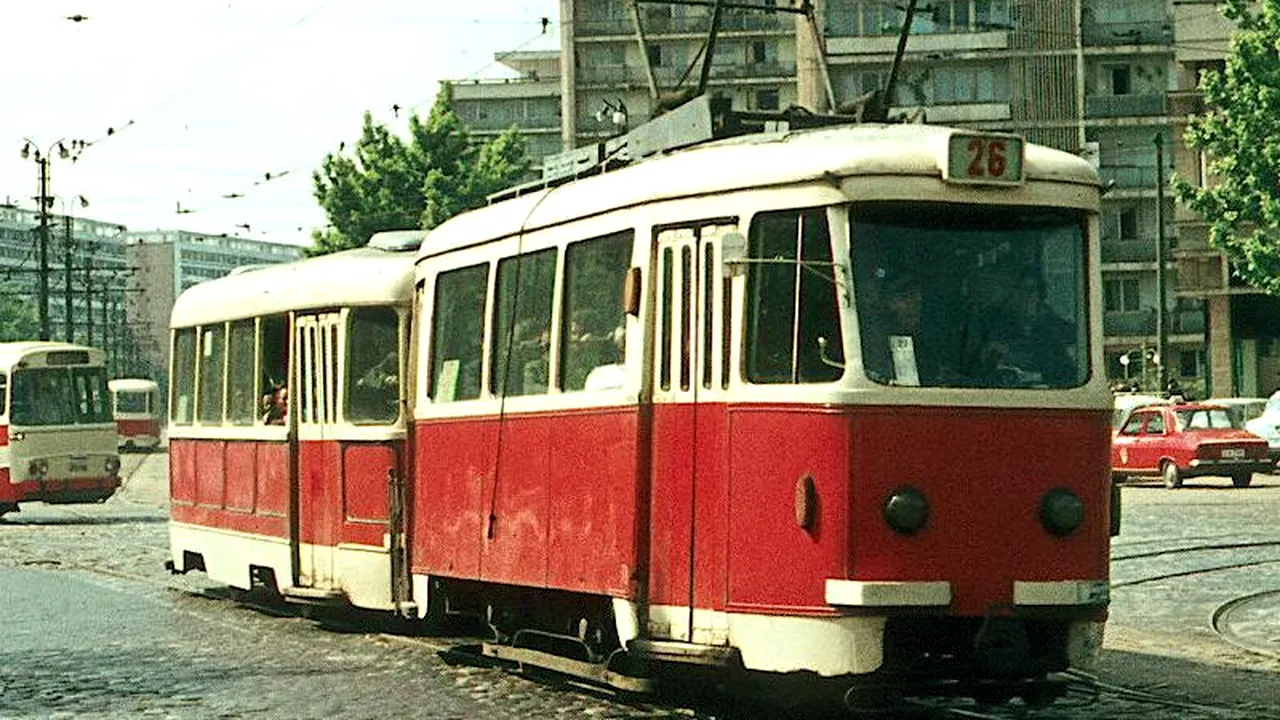 Tramvaiele DE EPOCĂ vor DEFILA în centrul Capitalei. Călătorii vor putea călători cu un „bătrânel
