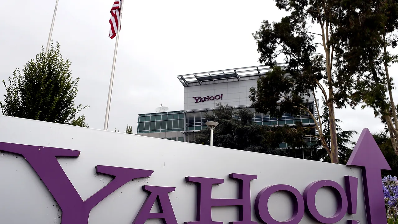 Yahoo, Samsung și Twitter, printre companiile cu mari probleme în 2016