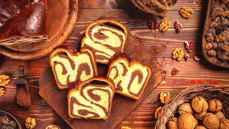 Prețuri EXORBITANTE înainte de Paște: Trei felii de cozonac au ajuns să coste 70 de lei! „Nici nu îți vine să îl mănânci”