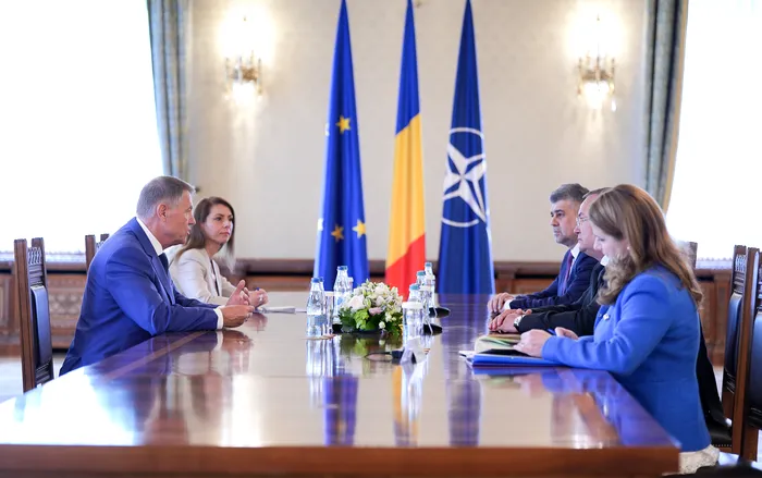 Klaus Iohannis, discuții la Cotroceni cu liderii coaliției de guvernare. Discuții pe marginea grevei din învățământ / Sursa FOTO: presidency.ro