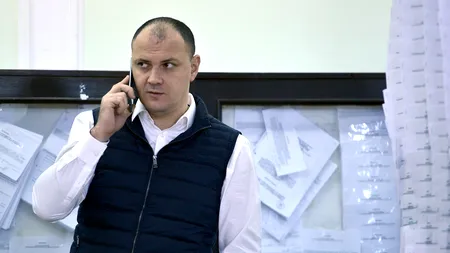 „A spus că i-a fost AMENINȚATĂ familia