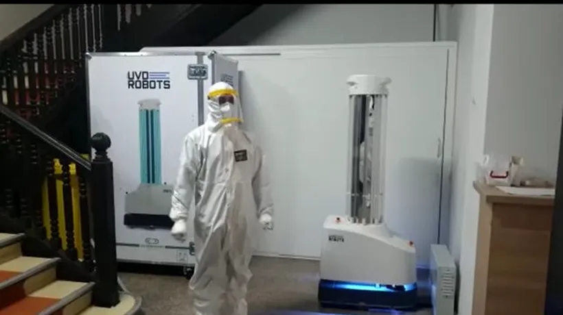 În spitalele din Vâlcea au fost aduși roboți dezinfectanţi: „Pot inactiva virusul în 10 - 12 secunde”