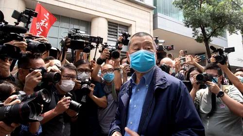 Magnatul media Jimmy Lai, eliberat sub control judiciar de autorităţile din Hong Kong