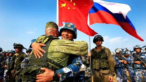 Rusia și China, umăr la umăr pe mare pentru a-și testa forțele navale. Exercițiul are ca scop consolidarea cooperării maritime în Oceanul Pacific