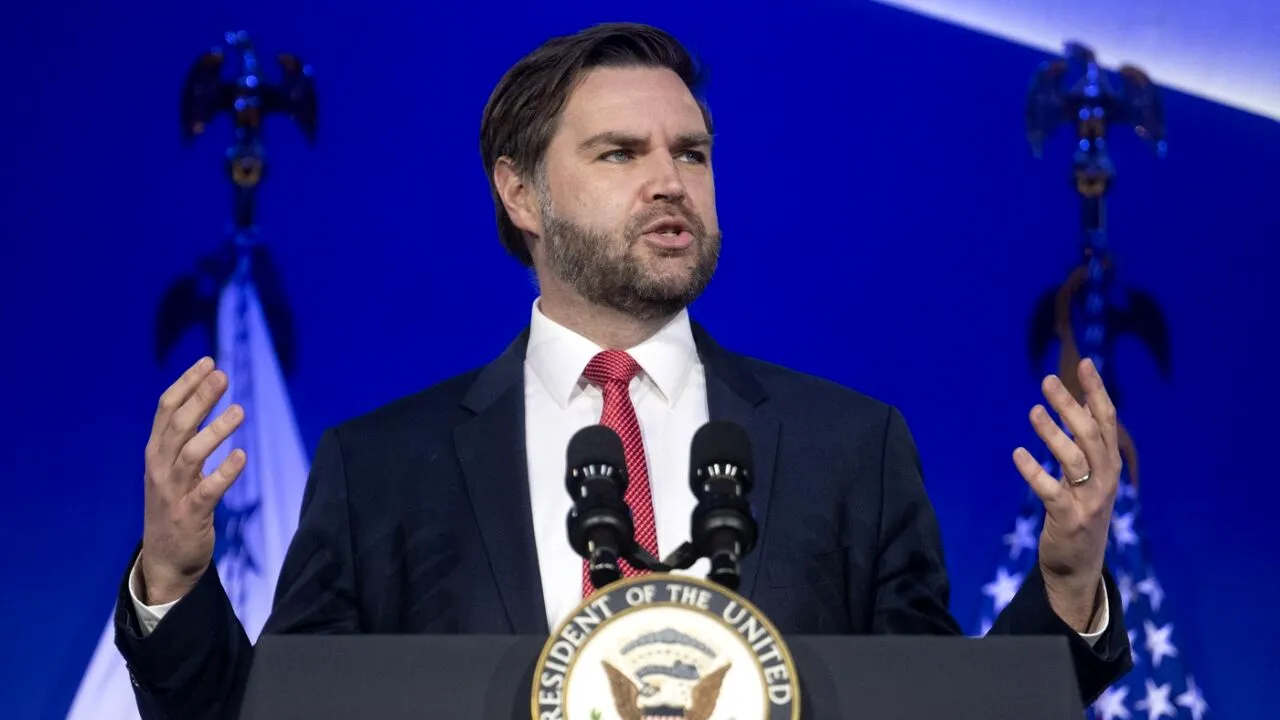 JD Vance va vizita Groenlanda în weekend, în contextul creșterii tensiunilor cu Danemarca privind subiectul anexării insulei arctice de către SUA