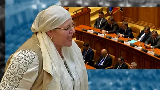 EXCLUSIV VIDEO | Care a fost atmosfera la ședința solemnă a Parlamentului, dedicată Zilei de 1 Decembrie. Diana Șoșoacă, în timpul discursului unui deputat UDMR: „Antiromânilor! Ieșiți din țară imediat! Este cea mai mare jignire, este înaltă trădare!”