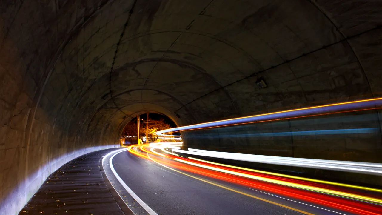 Cel mai lung tunel urban trece pe sub o capitală europeană și este folosit de 88.000 de mașini pe zi