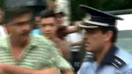 Stroe: Am dispus anchetă la IGPR privind părintele bruscat și purtătorul de cuvânt de la Capitală