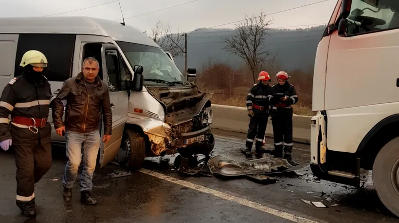 Accident grav în Hunedoara. 7 persoane au ajuns la spital