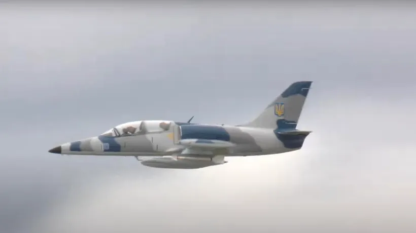 Accident aviatic în Ucraina! Două avioane militare s-au CIOCNIT în aer / Piloții au murit