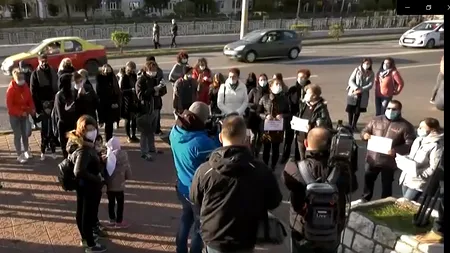 GÂNDUL LIVE. Proteste la Piatra Neamț după tragedia de la ATI: „Aceleași nepotisme și o adevărată nepăsare, vrem oameni competenți pe funcții de conducere”