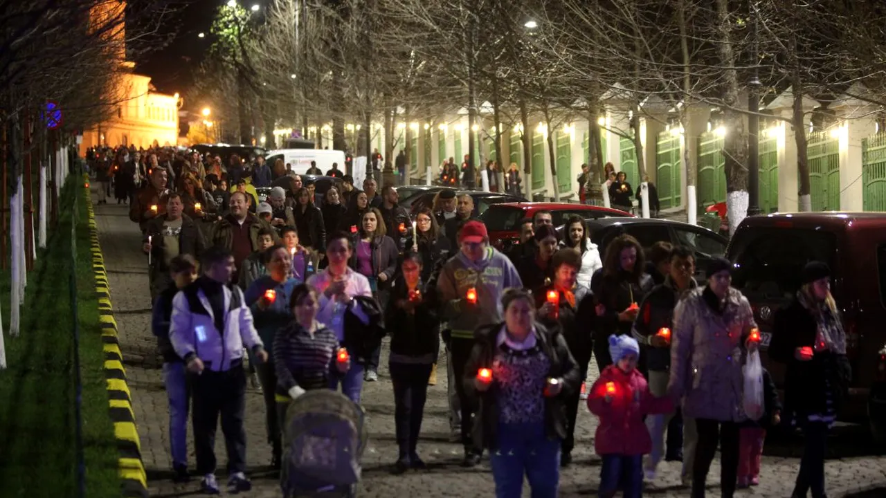 Programul RATB de Paște. Linia de tramvai care va circula toată Noaptea de Înviere