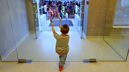 Domnul Anonim: „Dacă un singur copil poate fi salvat în București este extraordinar. Un suflet dacă este salvat, ai o mulțumire