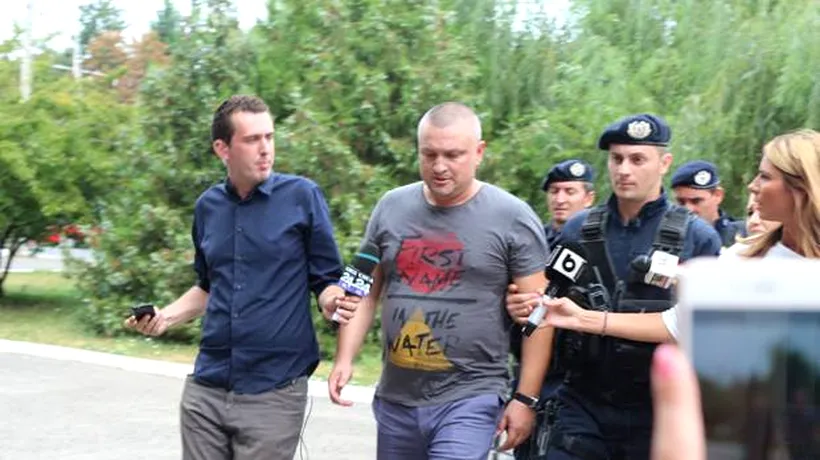 Șeful Direcției Anticorupție Prahova și un ofițer de la Crimă Organizată Ploiești, reținuți după mai mult de 11 ore de audieri