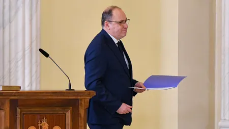 Aproape 8.000 de posturi de directori școlari sunt scoase la concurs. Ministrul interimar al Educației îi răspunde unei directoare care acuză „umilință și abandonare” la nivelul conducerii școlilor: „Pregătiți-vă și participați!”