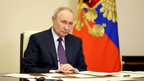 Putin se oferă să preia din nou uraniul îmbogățit al Iranului. „Toți au fost de acord, inițial”. Cine a ajuns să se opună
