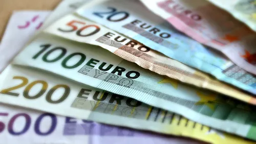 Uniunea Europeană vrea un salariu minim brut de 1.100 de euro pentru fiecare român!