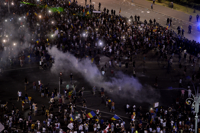 Interventie jandarmi gaze lacrimogene Mitingul Diasporei 10 august 2018