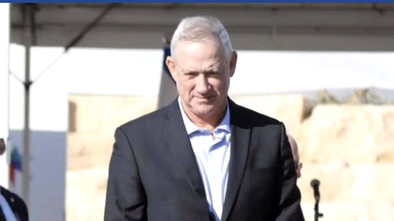 Fifth Dimension sau instrumentalizarea politică a Justiţiei