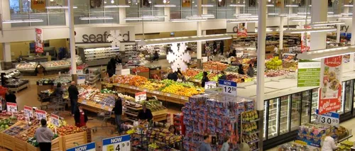 Scene incredibile într-un supermarket: ce a pățit o femeie la cumpărături