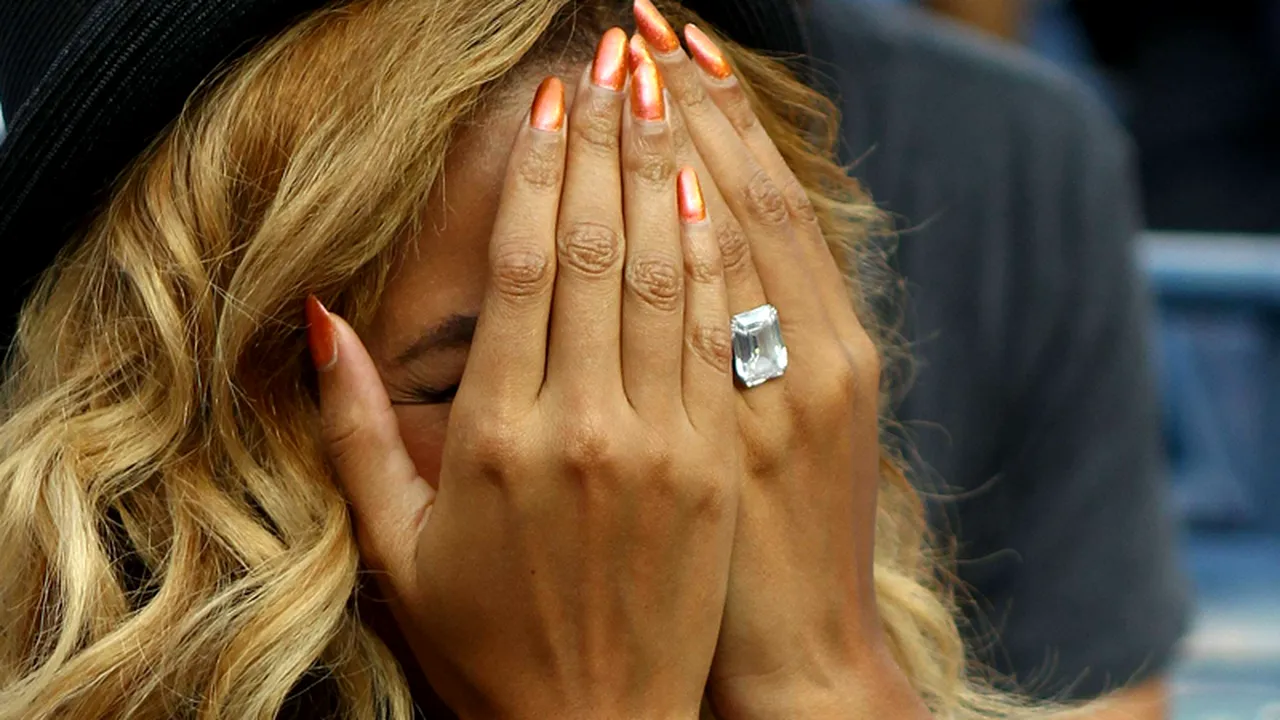 CEA MAI FRUMOASĂ FEMEIE DIN LUME în 2012 - People