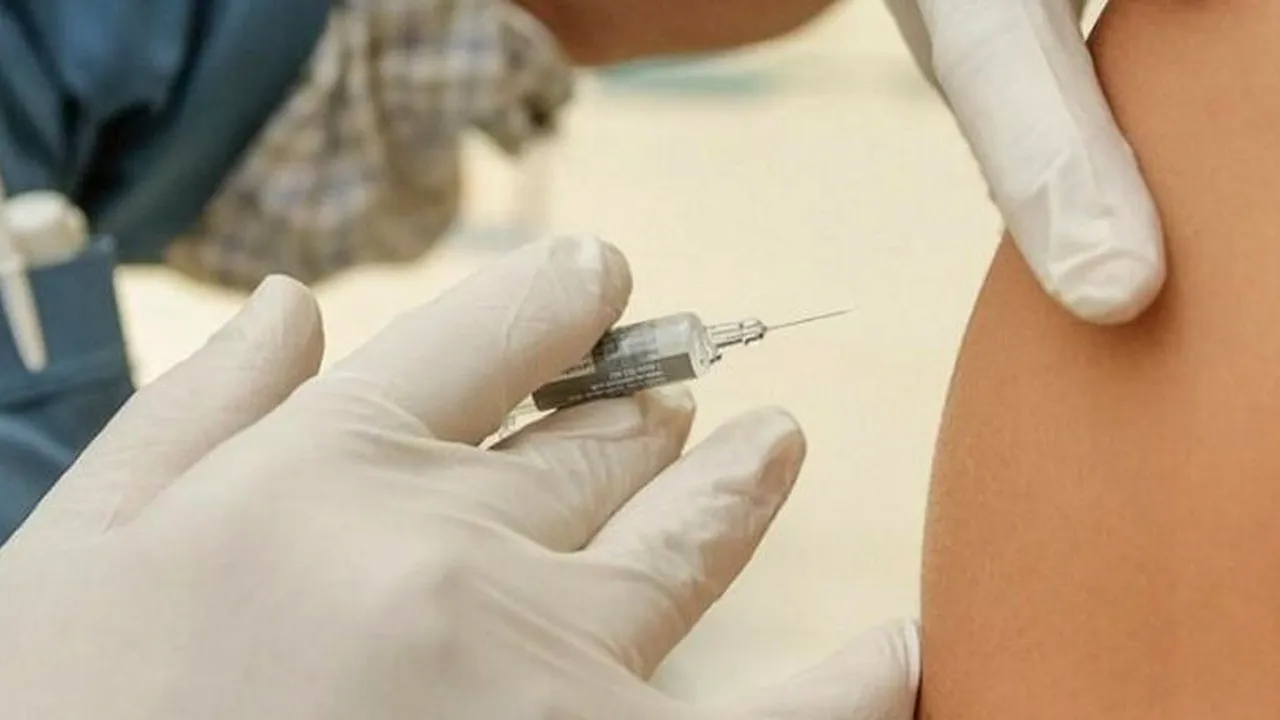 Concluzia CNCAV: bărbatul din Târgu Jiu decedat a doua zi după ce s-a vaccinat antiCovid a murit din cauza unui infarct miocardic acut întins!