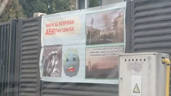 Cartierul din Craiova în care DISPERAREA locuitorilor a ajuns la limită. Modalitatea inedită prin care trag un nou semnal de alarmă împotriva poluării