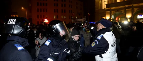 Un jandarm de la protestul din Capitală, atacat de un bărbat. Acesta nu ar fi fost protestatar