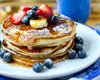 Rețetă de clătite americane. Ce să adaugi în aluat, pentru ca desertul să iasă pufos