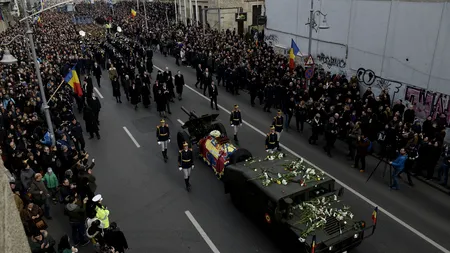 Ultimul drum al ultimului rege. România și-a luat adio de la Regele Mihai. Galerie FOTO/VIDEO