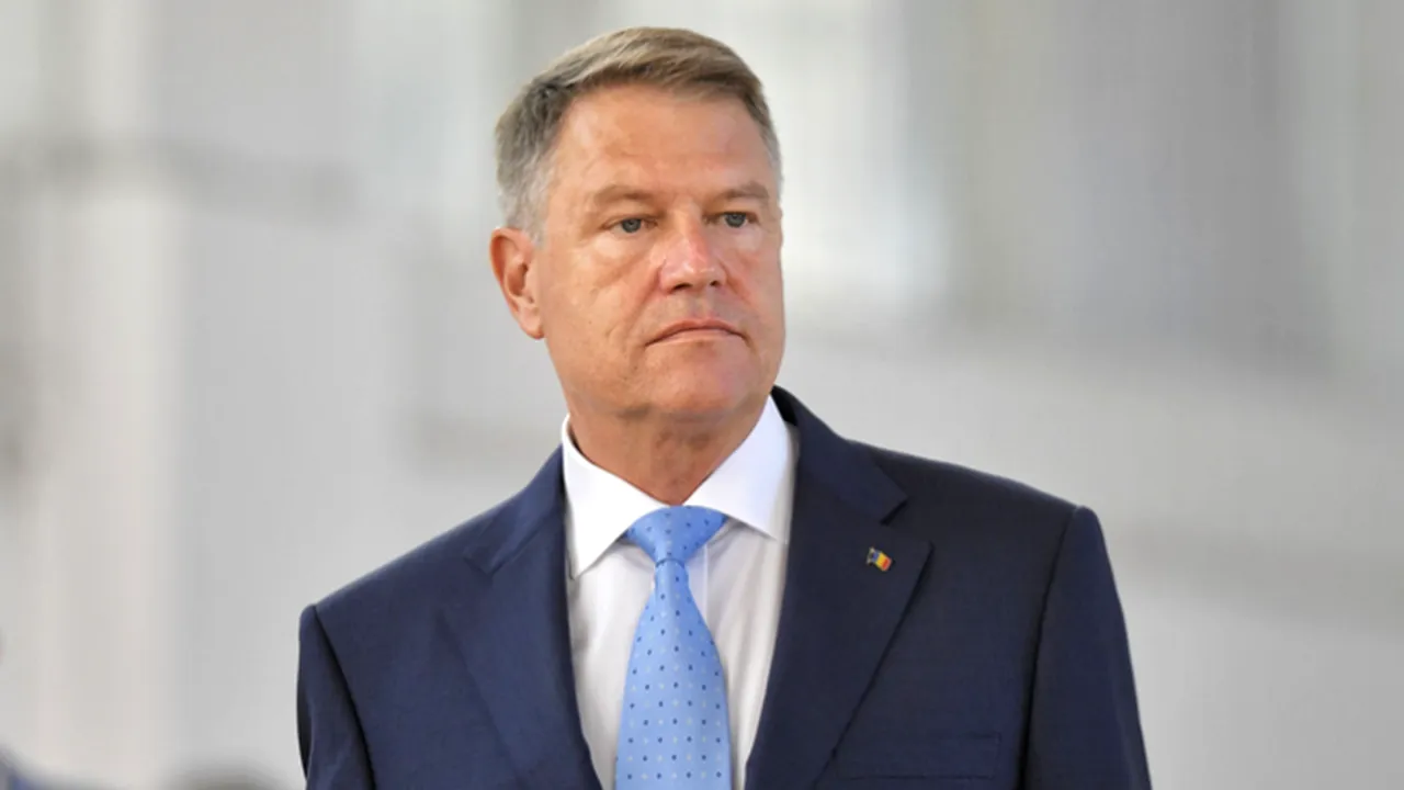 Klaus Iohannis, mesaj de la dascăl la dascăli: „Profesorii sunt cei care le insuflă încredere copiilor”