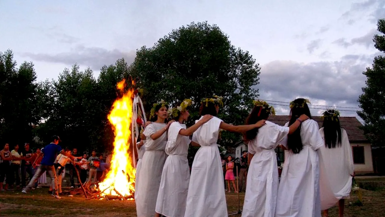 Sânzienele. Obiceiuri și tradiții de Drăgaica