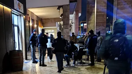 Patronul unui local din Italia și un chelner, ÎNJUNGHIAȚI de un român. Scandalul a pornit de la faptul că agresorul nu a vrut să achite nota de plată