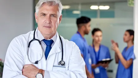 Adulții cu vârsta de peste 40 de ani sunt mai predispuși la 17 tipuri de CANCER. Cu ce sfaturi vin specialiștii