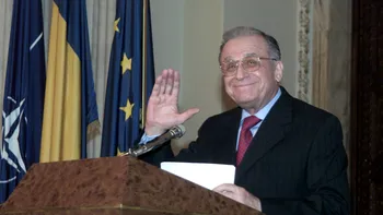 Amintirile istoricului Dennis Deletant despre Ion Iliescu. Cum au chefuit cei doi într-un restaurant chinezesc