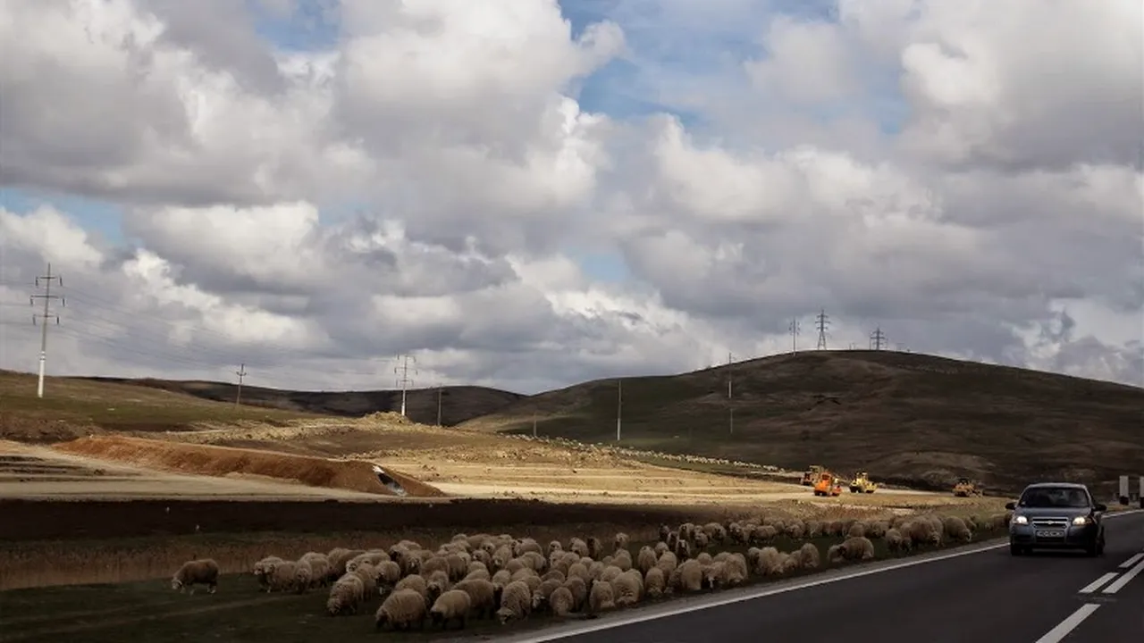 Cum avansează lucrările pe autostrada A10 Sebeș-Turda. GALERIE FOTO
