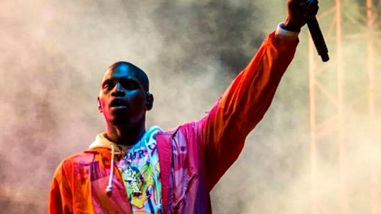 O fană a rapperului A$AP a fost arestată în SUA după ce a amenințat că va arunca în aer ambasada Suediei