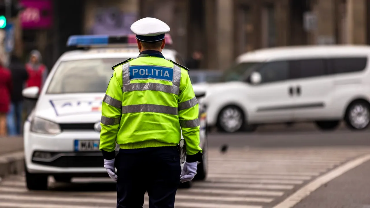 Aproape 10.000 de poliţişti vor asigura ordinea, în fiecare zi din minivacanța de Rusalii. CNAIR anunță și unele restricții de circulație, în această perioadă