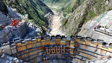 China vrea să construiască cea mai mare HIDROCENTRALĂ din lume. Anunțul proiectului stimulează bursele, însă atrage critici din partea țărilor vecine