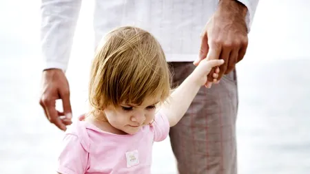 STUDIU. Copiii ai căror tați au vârste înaintate trăiesc mai mult