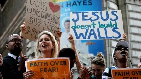 Manipularea fricii. Aproapele și non-aproapele