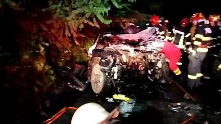 VIDEO | UPDATE | Accident cu patru morți în județul Vâlcea. Au fost implicate o mașină, un microbuz cu pasageri și un camion