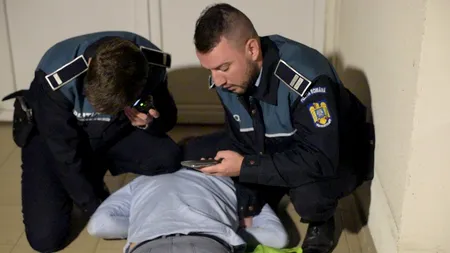 Hoți de supermarket-uri, săltați de polițiștii din Prahova. Au furat bunuri de mii de euro!