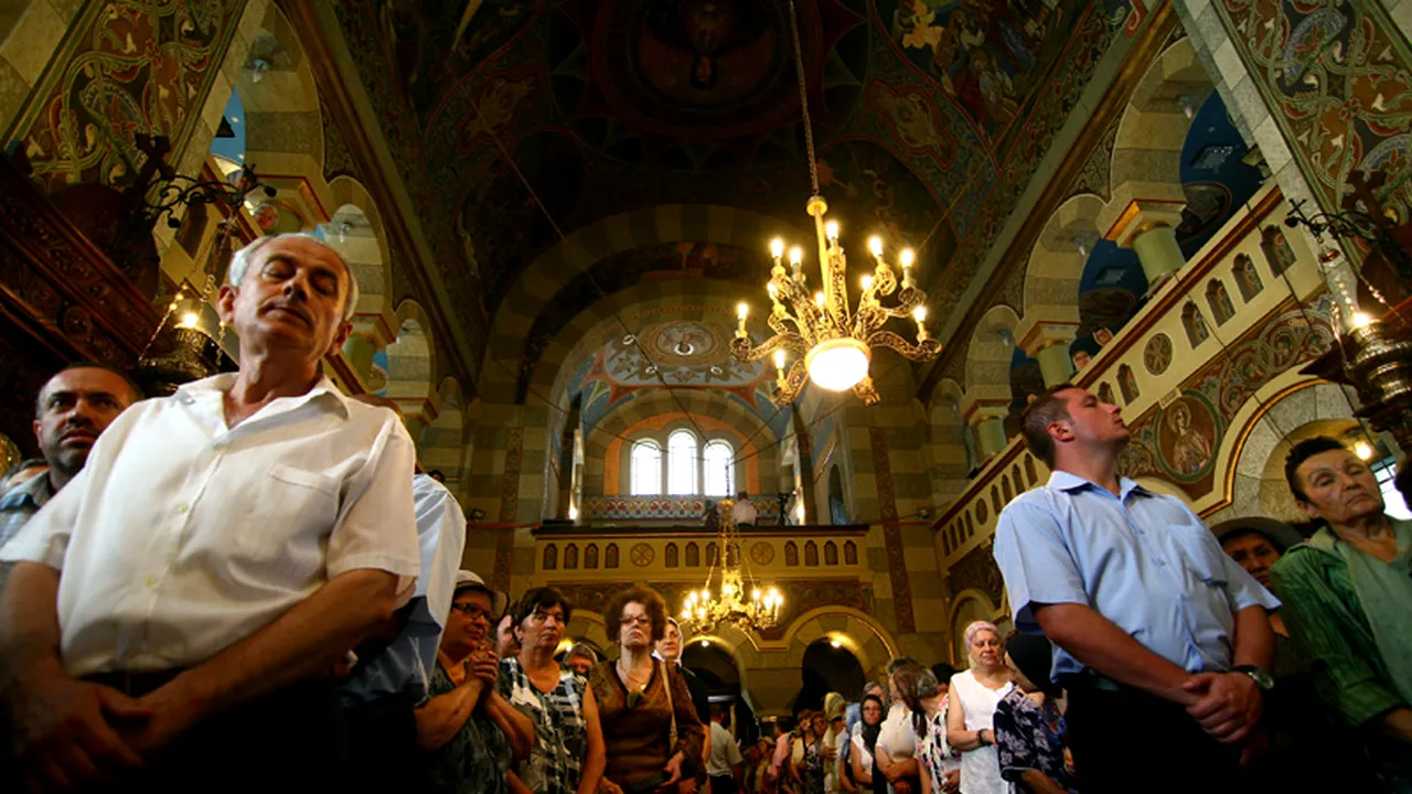 Sărbătoarea Sfântul Dumitru. Trei procesiuni organizate miercuri, în Capitală
