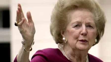 A murit MARGARET THATCHER. 