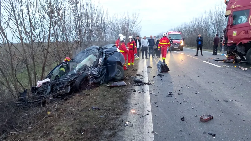 Accident grav în Timiș! Din păcate, șoferul a decedat (FOTO)