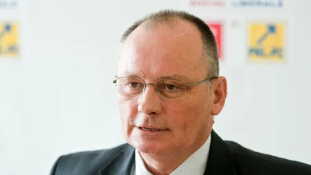 Prefectul și subprefectul de Mureș au cerut eliberarea din funcții, urmând să candideze la alegeri