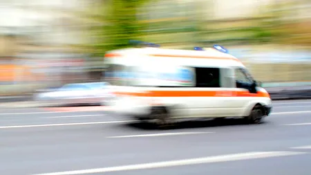 Bebeluș de șapte zile, salvat de la moarte în curtea ISU Bihor, de un medic și un pompier