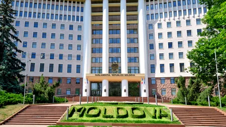 Ziarul britanic The Guardian analizează alegerile parlamentare din Republica MOLDOVA. O miză majoră pentru viitorul țării