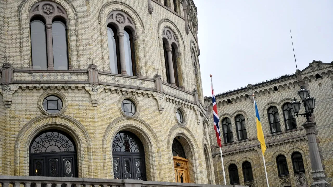 Ameninţare cu BOMBĂ în parlamentul Norvegiei